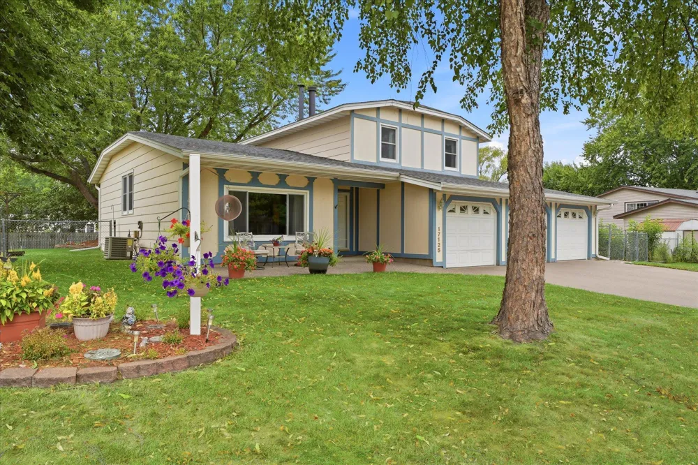 17125 Foliage Avenue Farmington, MN 55024