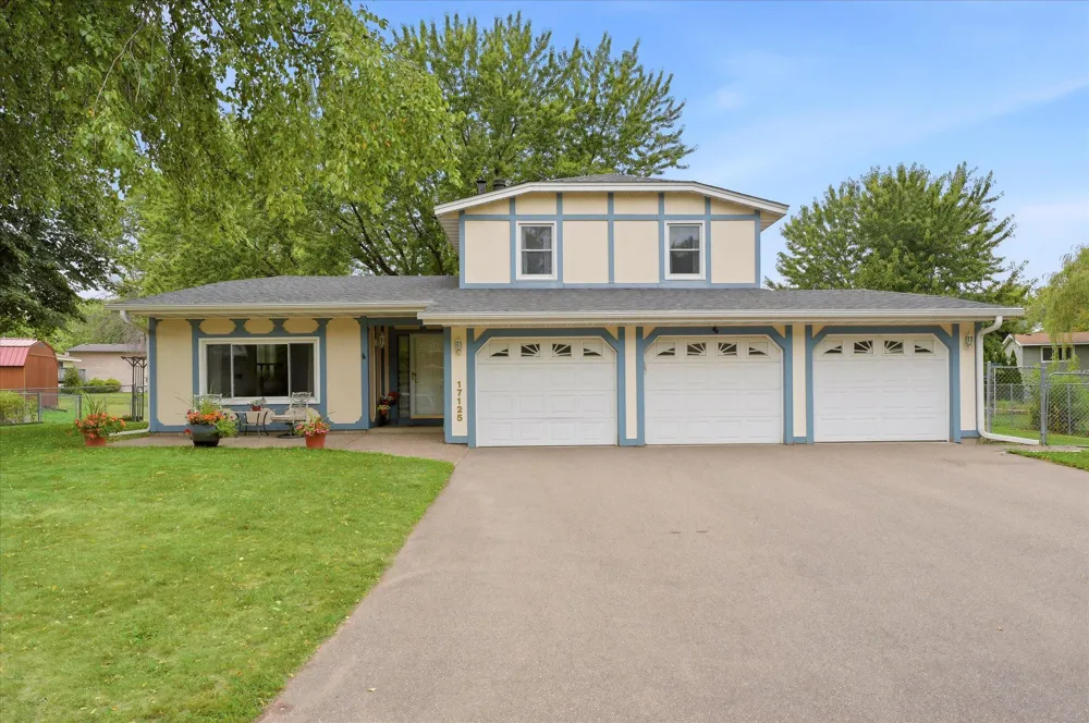 17125 Foliage Avenue Farmington, MN 55024