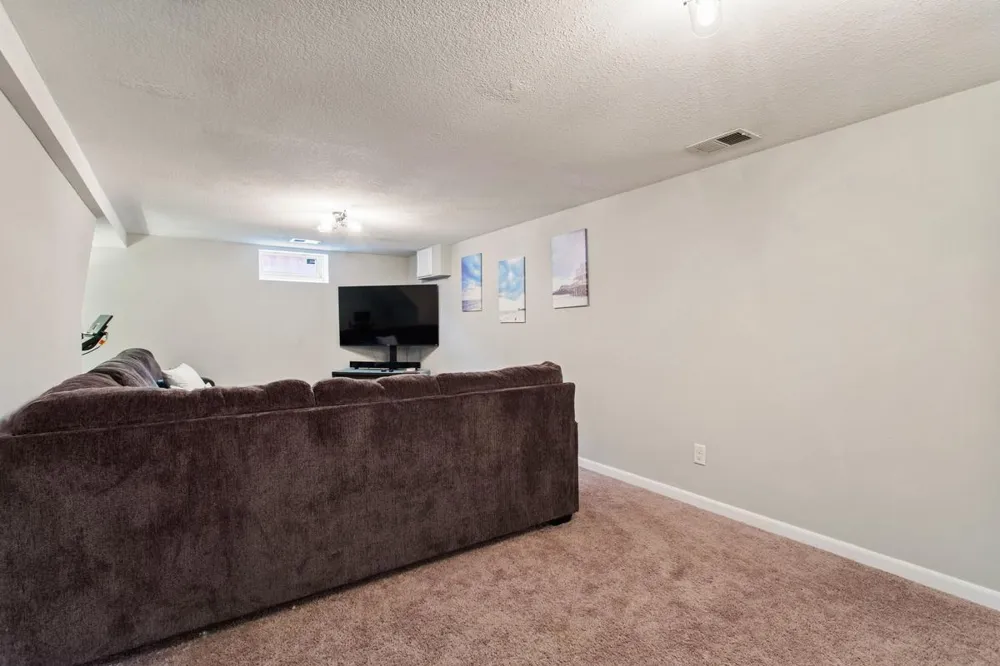 2257 Fremont Avenue E Saint Paul, MN 55119