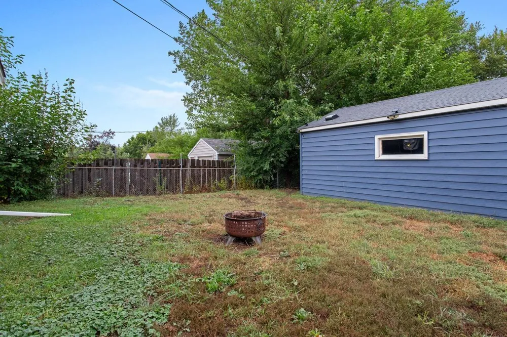 2257 Fremont Avenue E Saint Paul, MN 55119