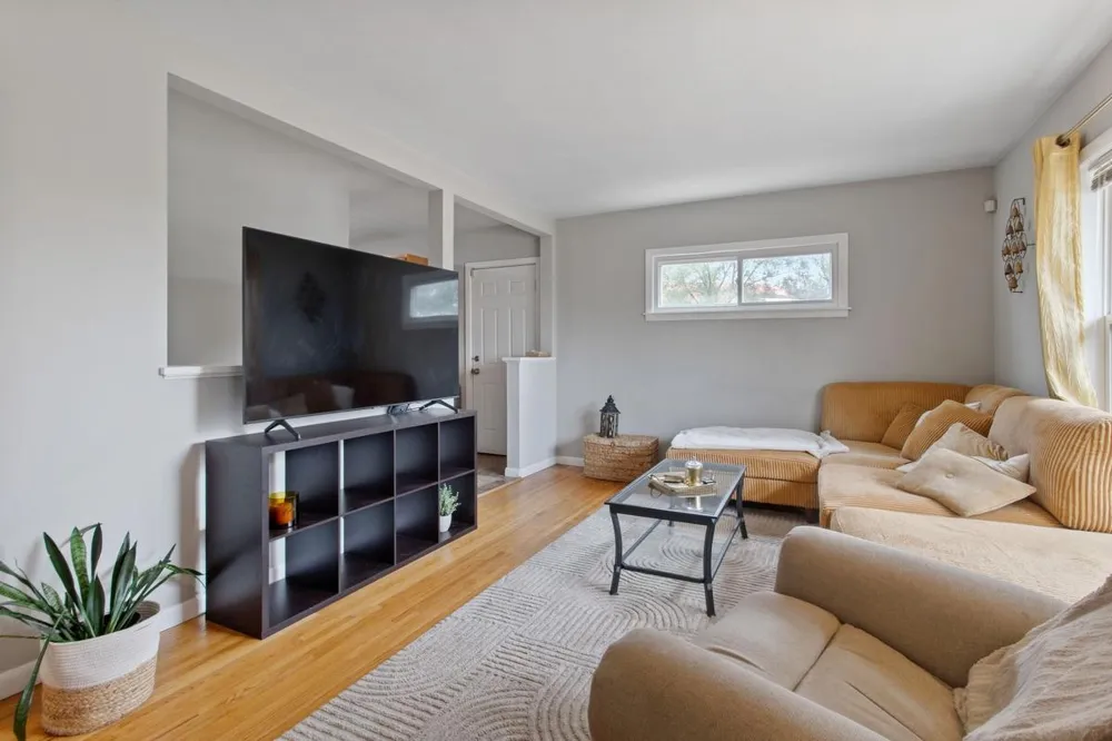 2257 Fremont Avenue E Saint Paul, MN 55119