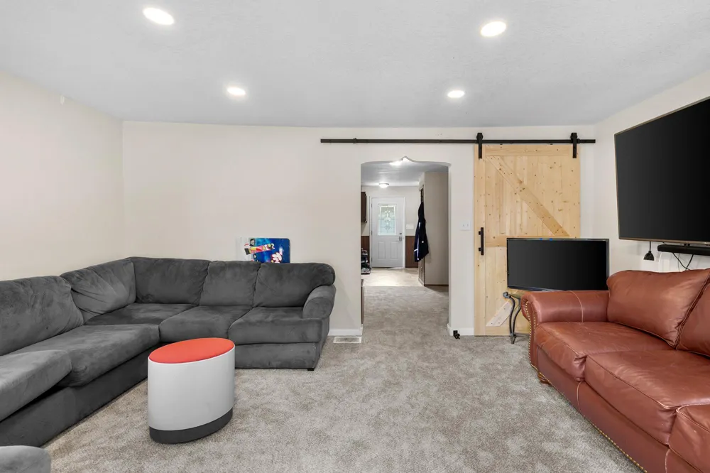 914 5th Avenue W Shakopee, MN 55379