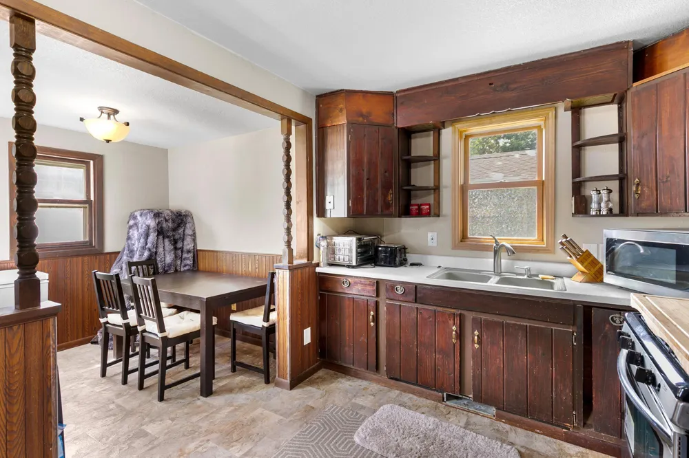914 5th Avenue W Shakopee, MN 55379