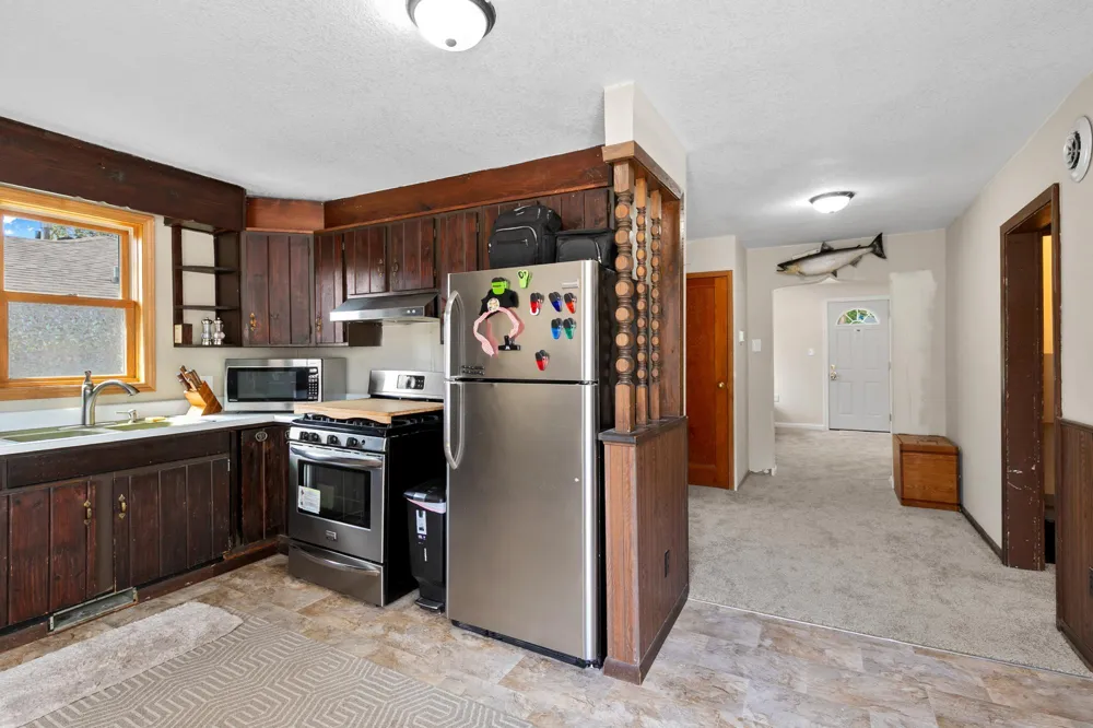 914 5th Avenue W Shakopee, MN 55379