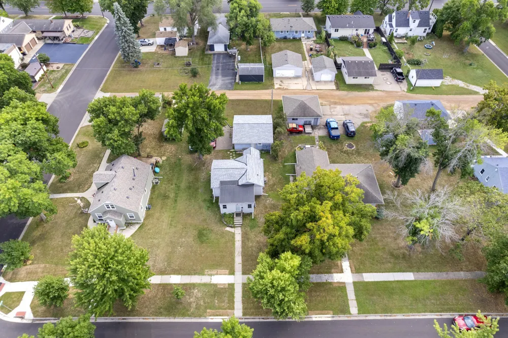 914 5th Avenue W Shakopee, MN 55379
