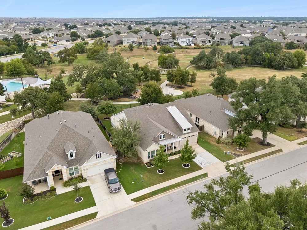 129 Ridgeview Court Georgetown, TX 78628
