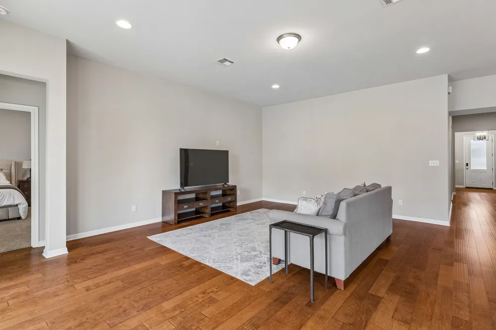 129 Ridgeview Court Georgetown, TX 78628