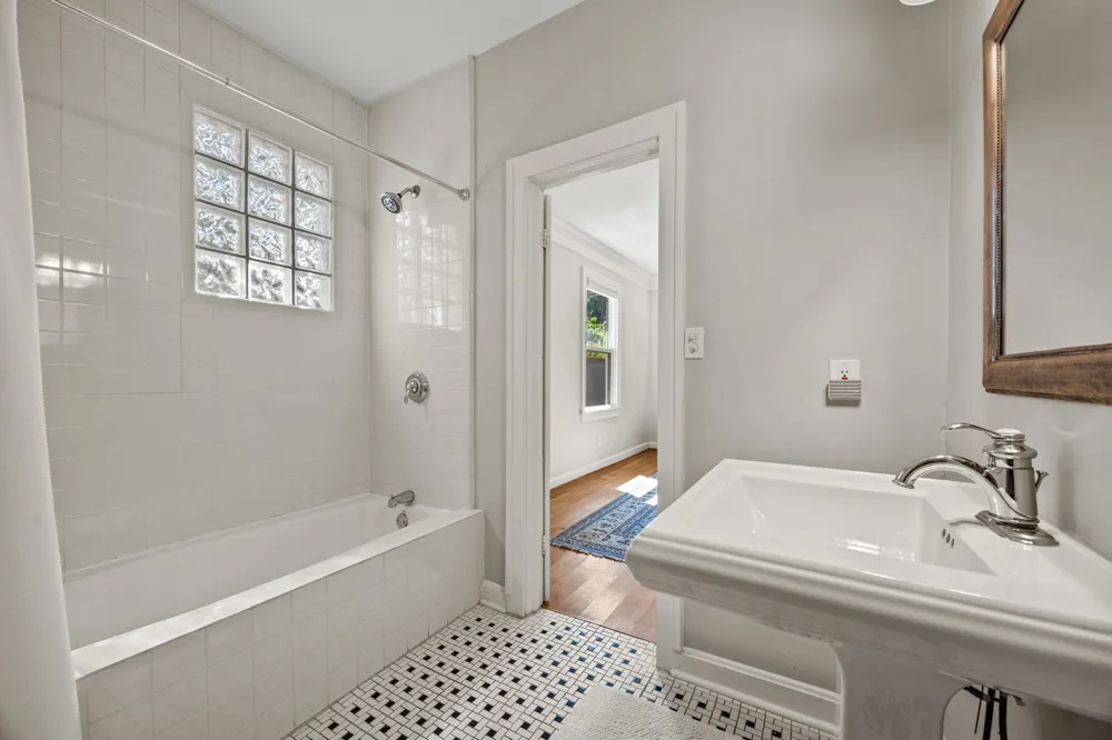 5326 Vickery Boulevard Dallas, TX 75206