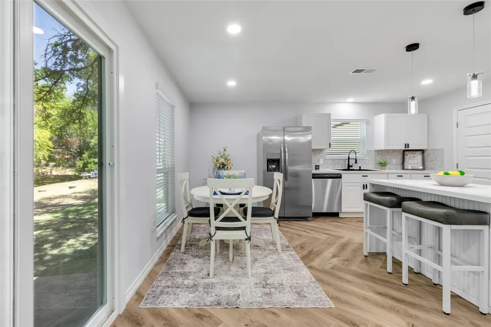 110 Muleta Drive Oak Point, TX 75068