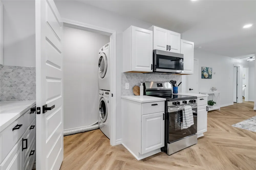 110 Muleta Drive Oak Point, TX 75068