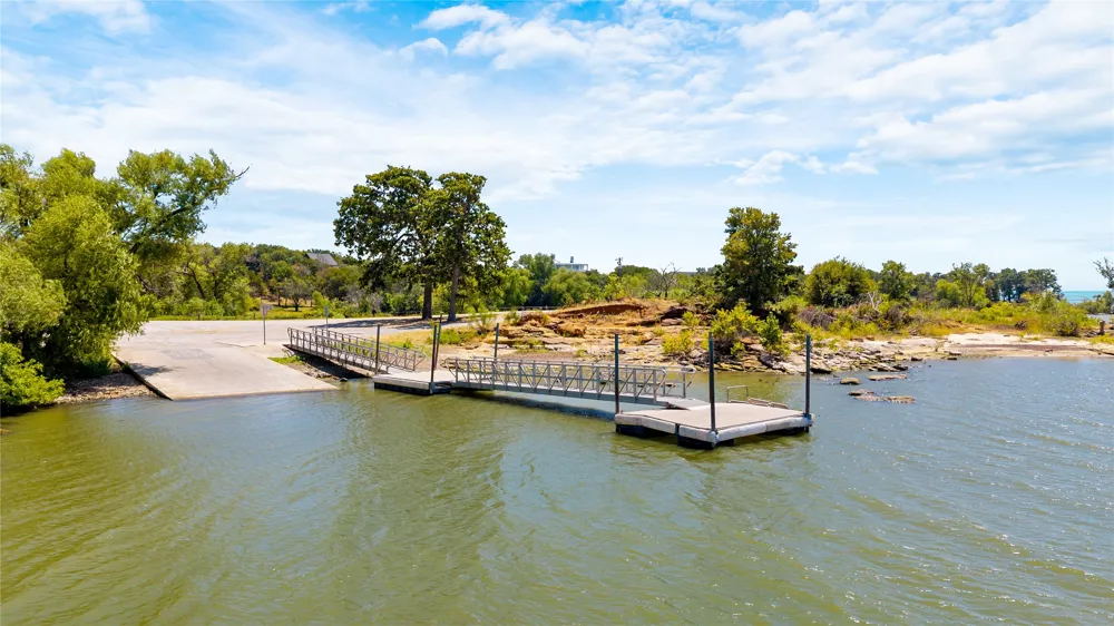 110 Muleta Drive Oak Point, TX 75068
