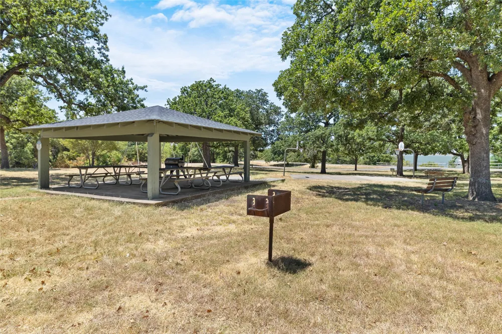 110 Muleta Drive Oak Point, TX 75068