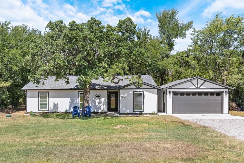 110 Muleta Drive Oak Point, TX 75068
