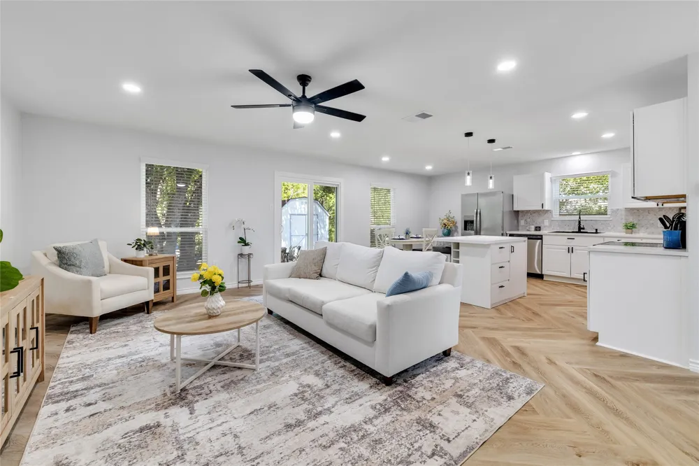 110 Muleta Drive Oak Point, TX 75068