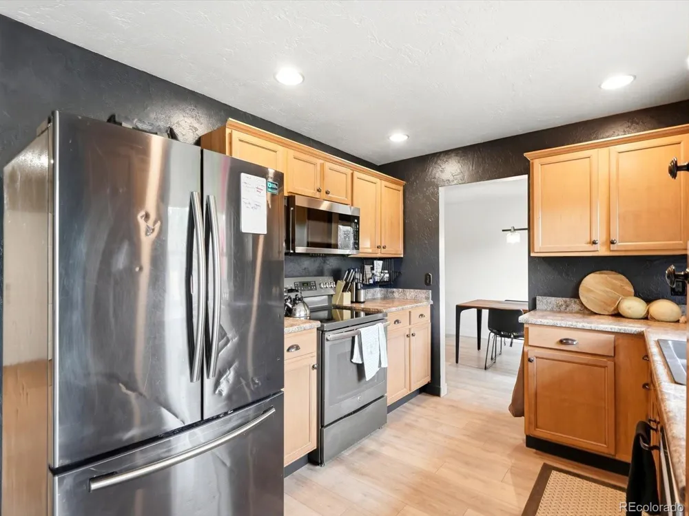 3380 Ashwood Circle Colorado Springs, CO 80906