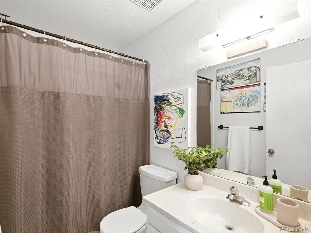 3380 Ashwood Circle Colorado Springs, CO 80906
