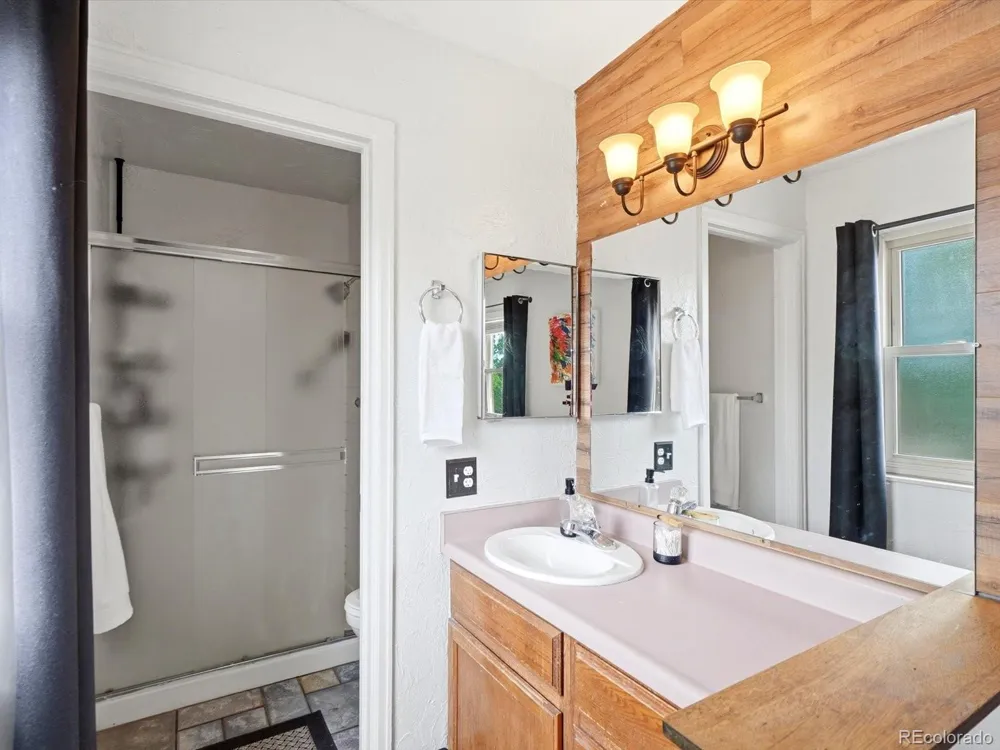 3380 Ashwood Circle Colorado Springs, CO 80906