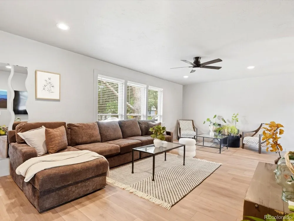 3380 Ashwood Circle Colorado Springs, CO 80906