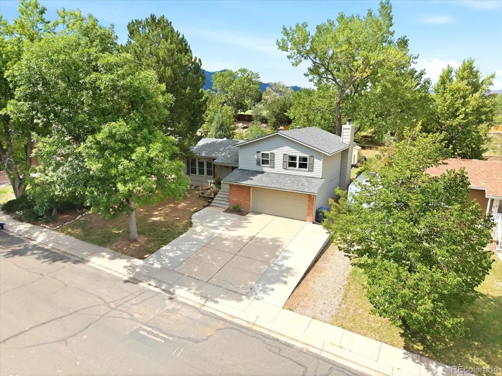 3380 Ashwood Circle Colorado Springs, CO 80906