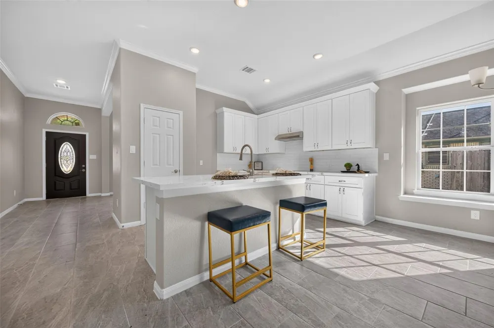 710 Hackberry Street La Marque, TX 77568