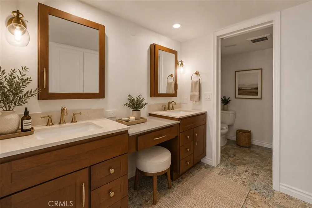 2700 E Panorama Drive #208 Signal Hill, CA 90755