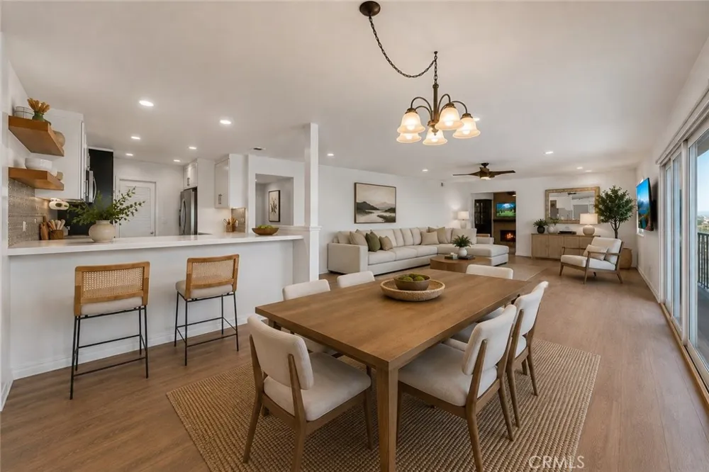 2700 E Panorama Drive #208 Signal Hill, CA 90755