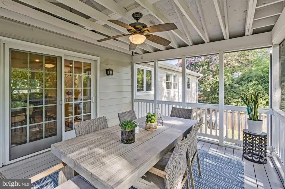 8707 PARRY LANE Alexandria, VA 22308