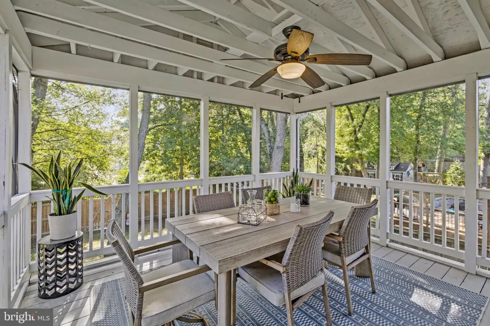 8707 PARRY LANE Alexandria, VA 22308