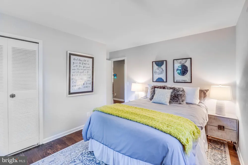 8707 PARRY LANE Alexandria, VA 22308