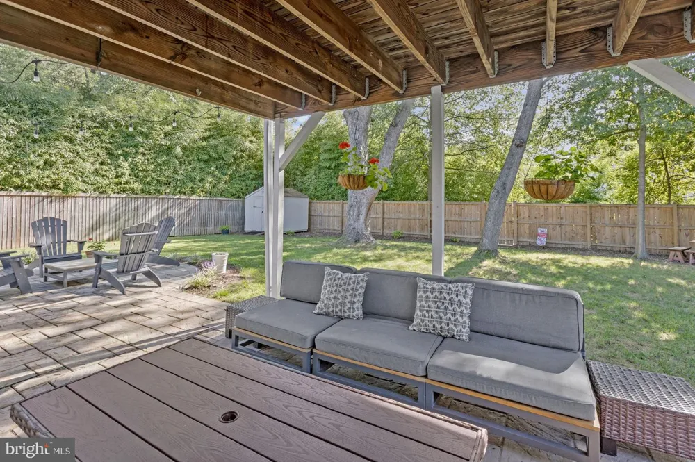 8707 PARRY LANE Alexandria, VA 22308