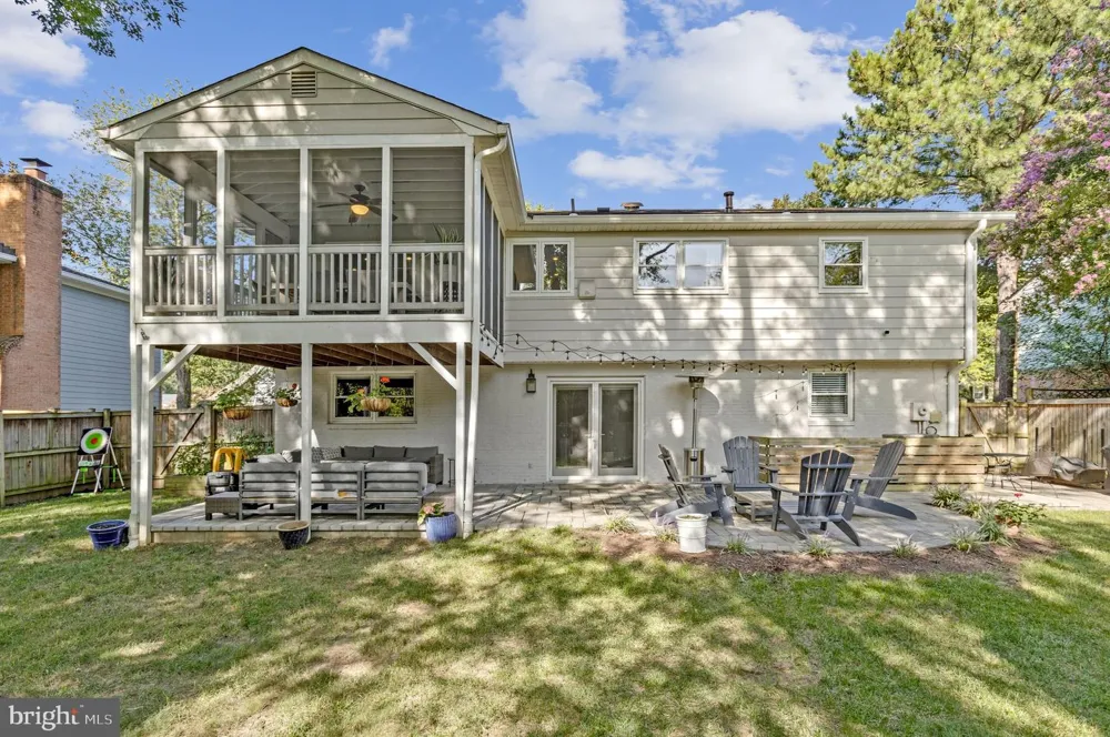 8707 PARRY LANE Alexandria, VA 22308