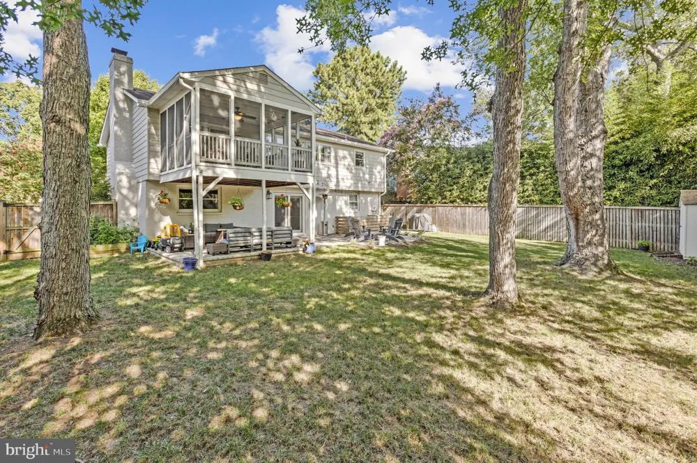 8707 PARRY LANE Alexandria, VA 22308