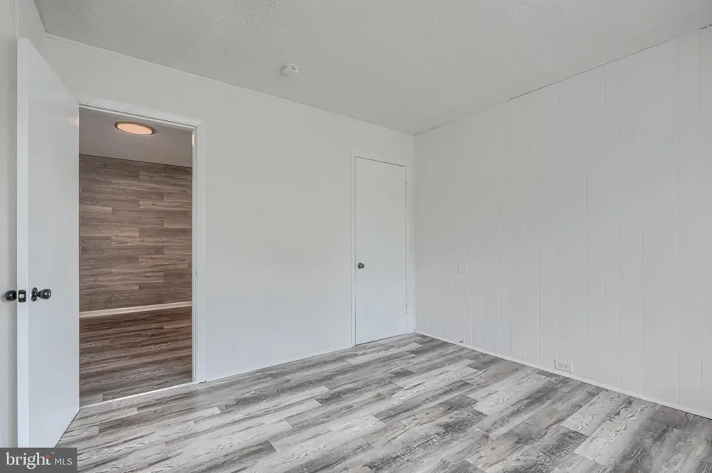 5 SUNSHIP ROAD Baltimore, MD 21222