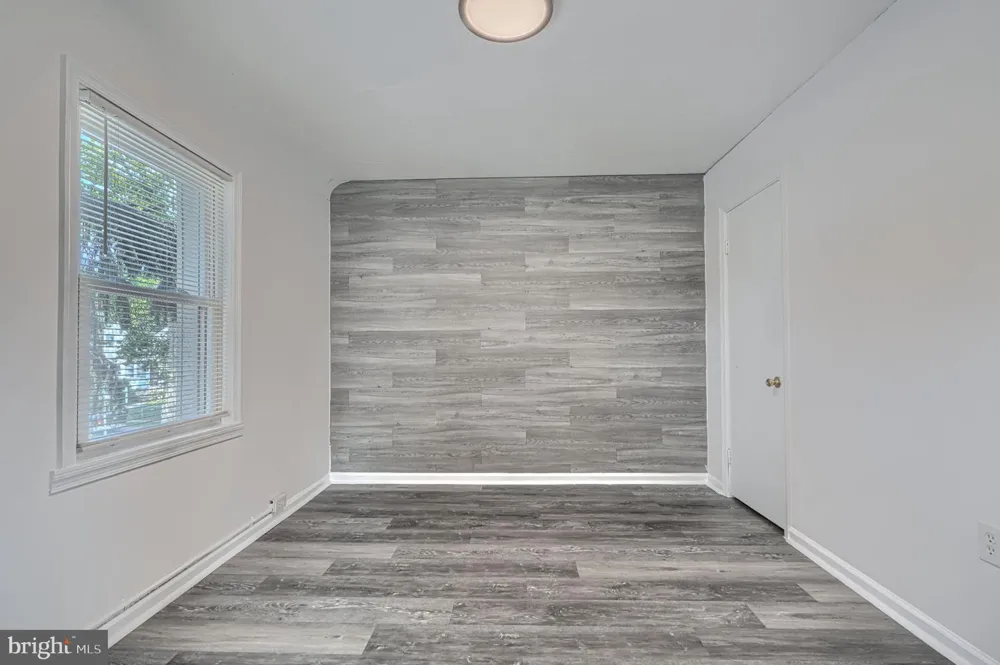 5 SUNSHIP ROAD Baltimore, MD 21222