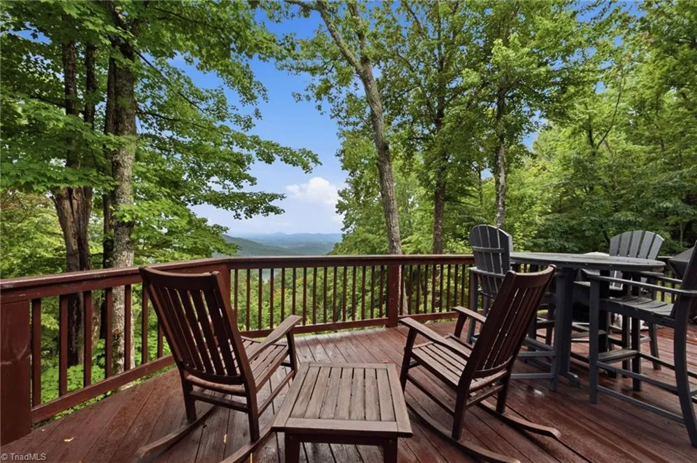 2235 Buck Mountain Road Purlear, NC 28665