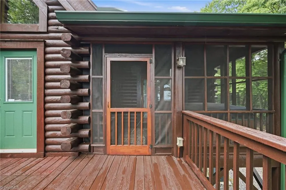 2235 Buck Mountain Road Purlear, NC 28665