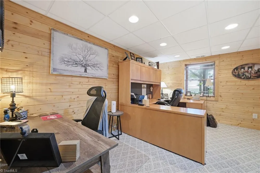 2235 Buck Mountain Road Purlear, NC 28665