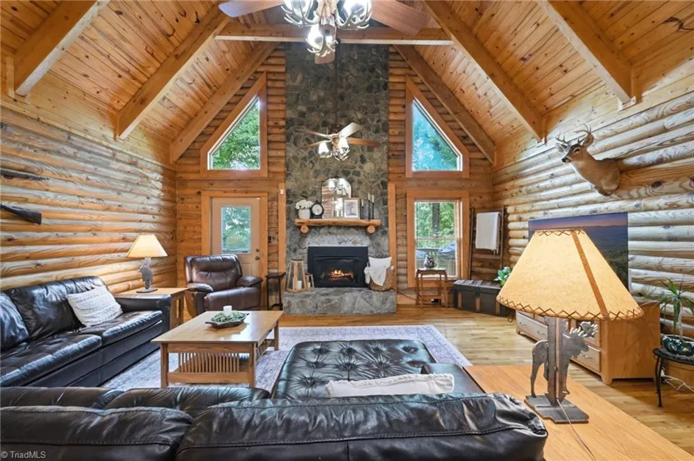 2235 Buck Mountain Road Purlear, NC 28665
