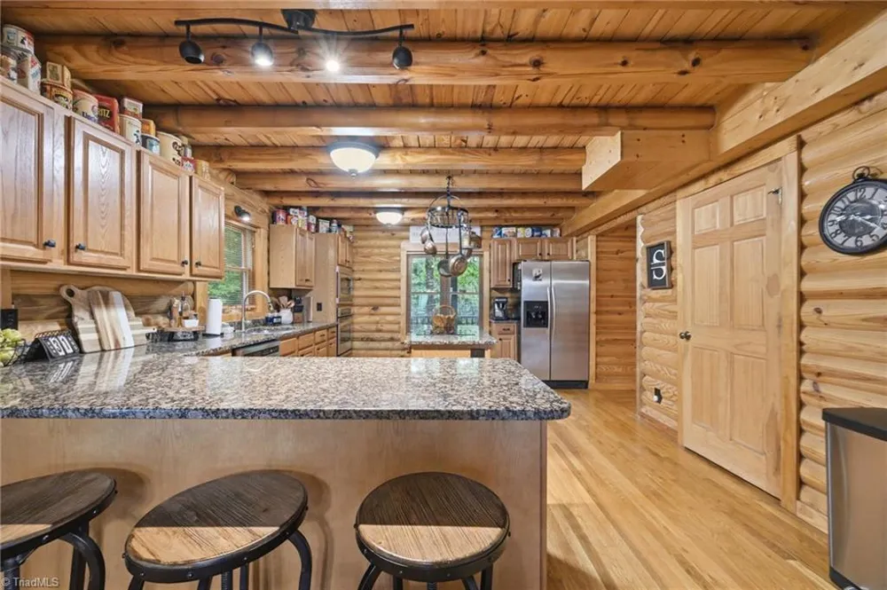 2235 Buck Mountain Road Purlear, NC 28665