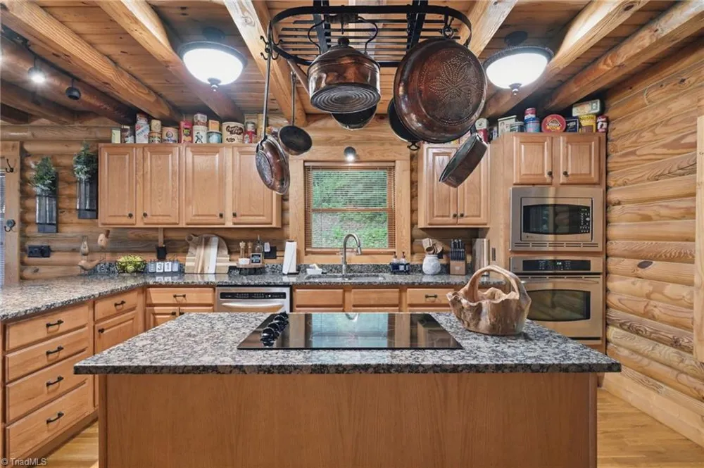 2235 Buck Mountain Road Purlear, NC 28665