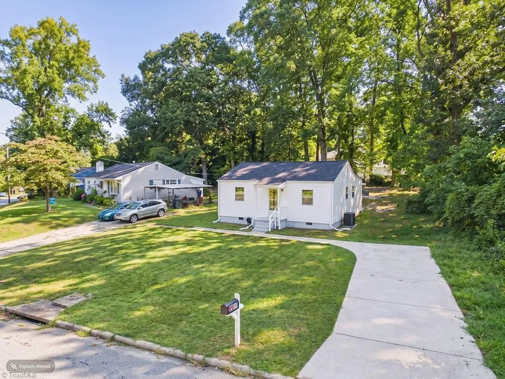 2911 Dexter Avenue Greensboro, NC 27407