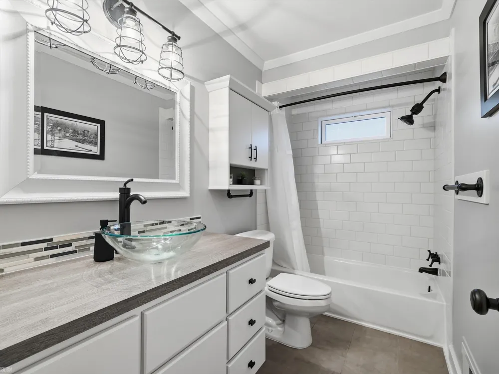 12139 Brougham Drive Sterling Heights City, MI 48312