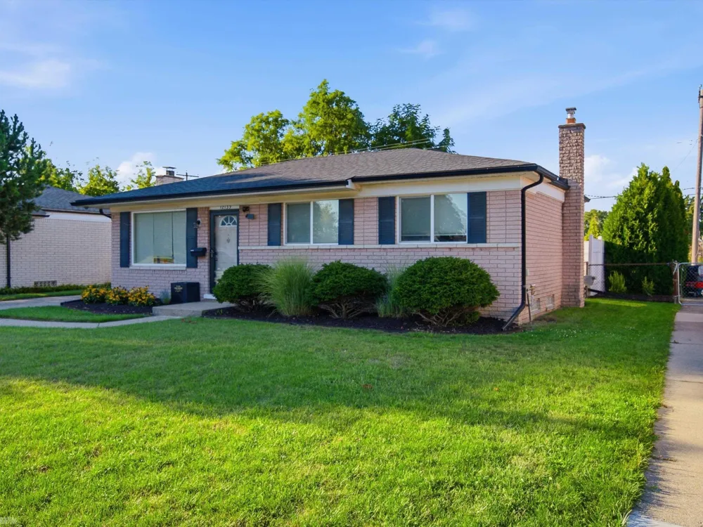 12139 Brougham Drive Sterling Heights City, MI 48312