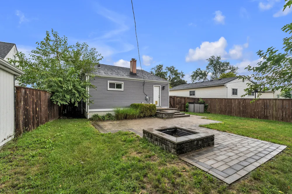 2841 Burdette Street Ferndale City, MI 48220