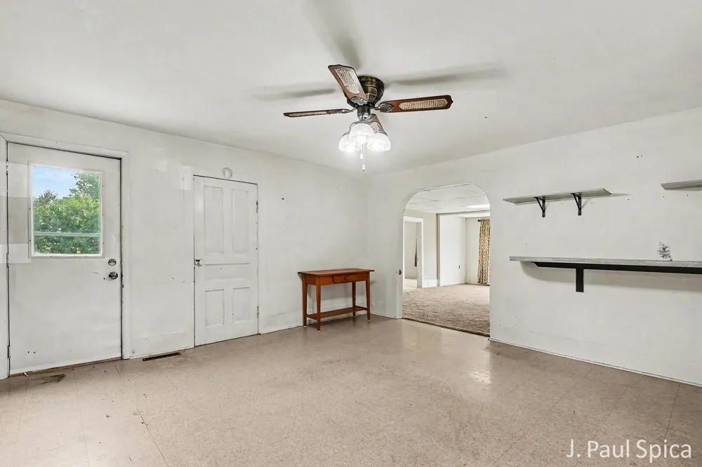 2235 17 Mile Road Tyrone Township, MI 49330