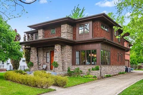 1523 Villa Road