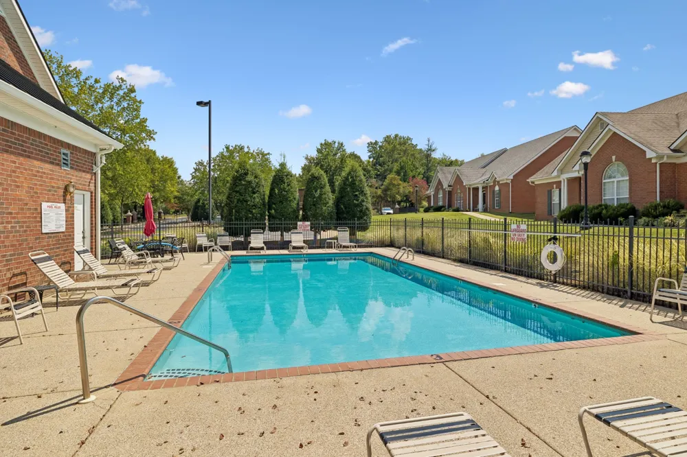 6 Donnell Ct Lebanon, TN 37087