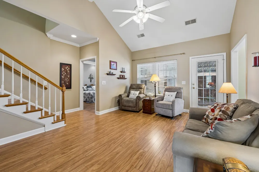 6 Donnell Ct Lebanon, TN 37087
