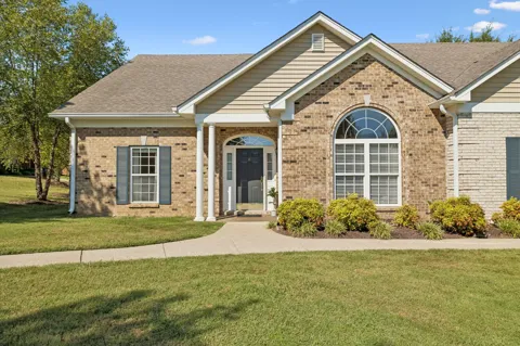 6 Donnell Ct