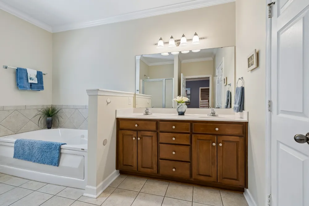 6 Donnell Ct Lebanon, TN 37087